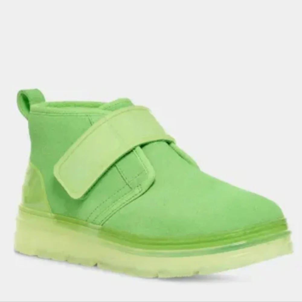 NEW UGG NEUMEL ANKLE BOOT IN GREEN SUEDE $150